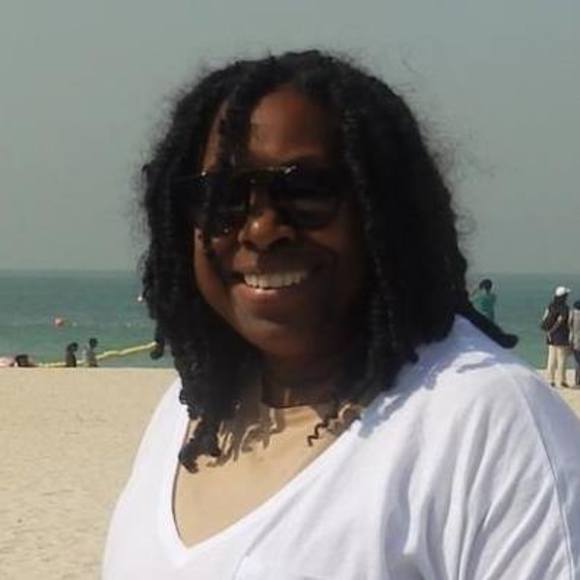 Meet your Posher, Alma - Picture 1 of 1